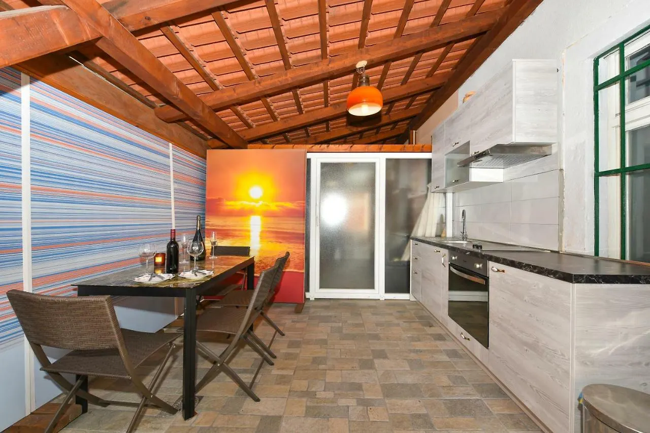 Affittacamere Old Town Jacuzzi Suite Zara